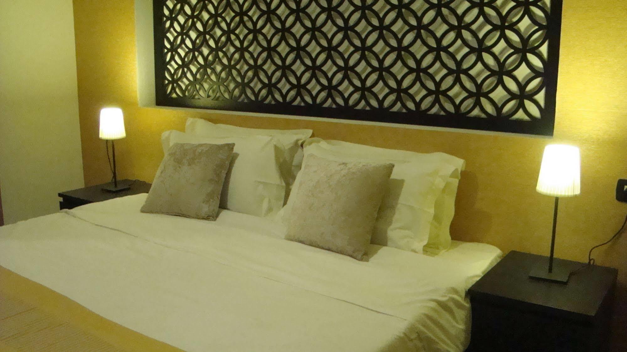 Rafi Hotel Amman Exterior foto